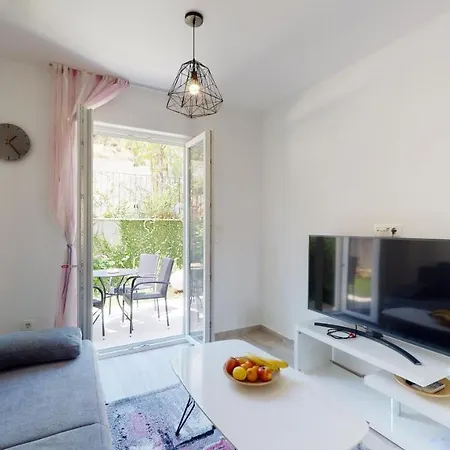 R&r * Подстрана