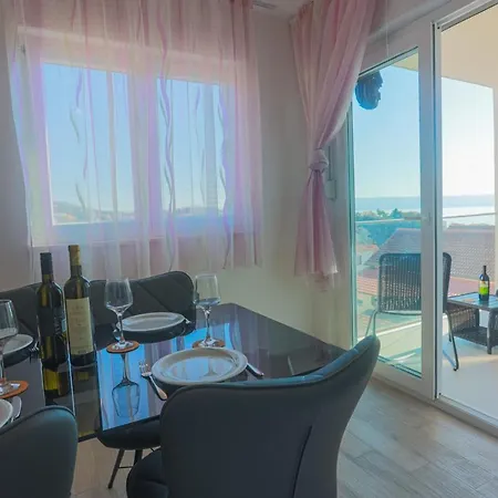 R&r Apartament Podstrana