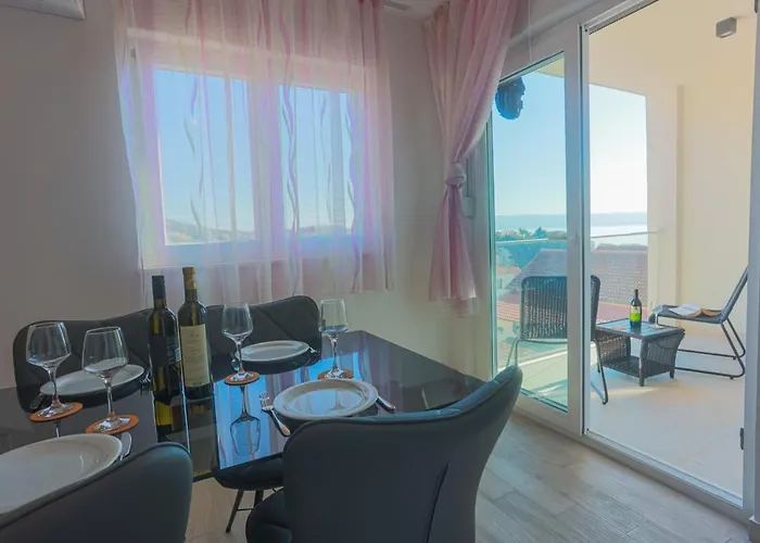 R&r Apartament Podstrana