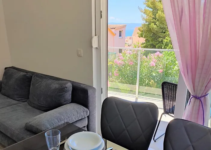 R&r Apartament Podstrana